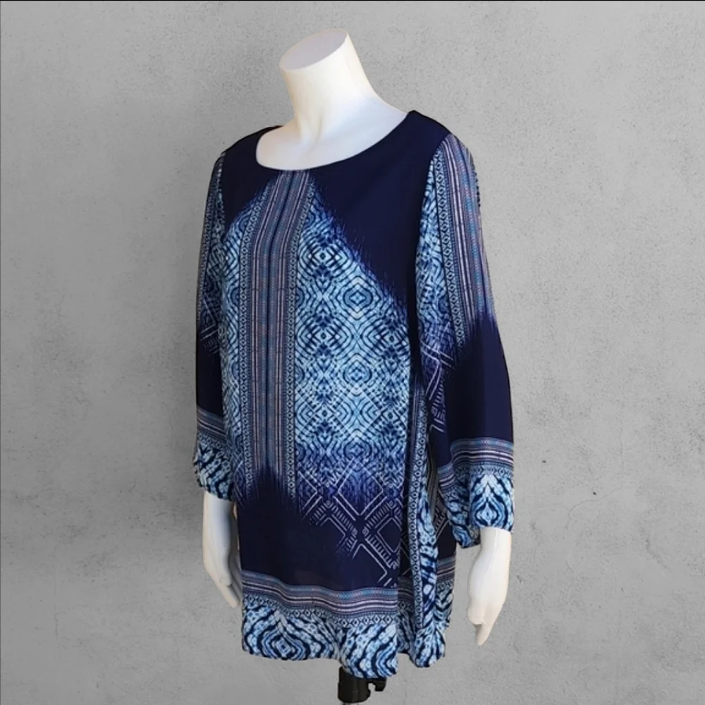 ROSE + OLIVE Batik Blue Tie Dye Tunic Top 1X Plus Tribal Boho Blouse Shirt